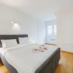 Place - Happy Apartman *