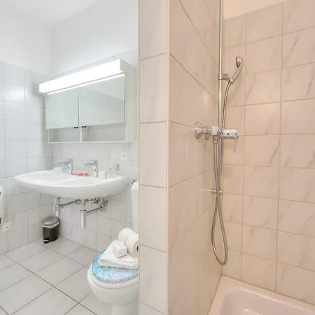 Locarno Place * Locarno