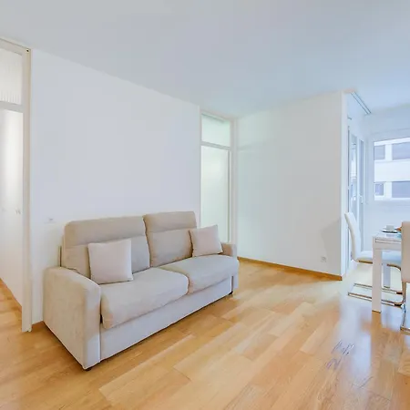 Place - Happy Apartment