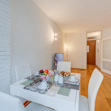 Apartment Place - Happy Locarno